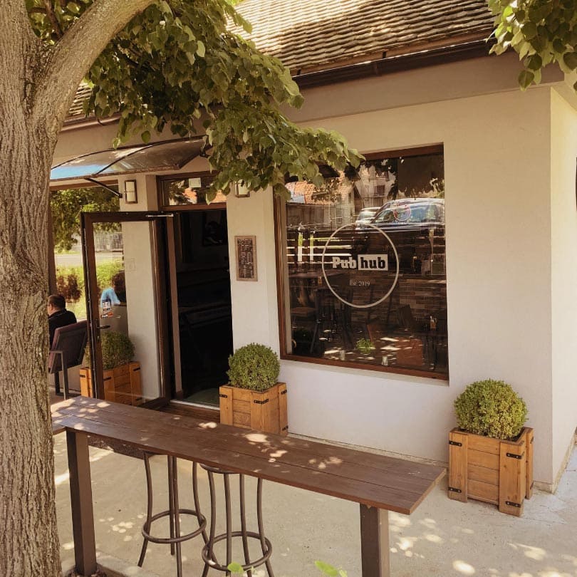Pub Hub Sremčica